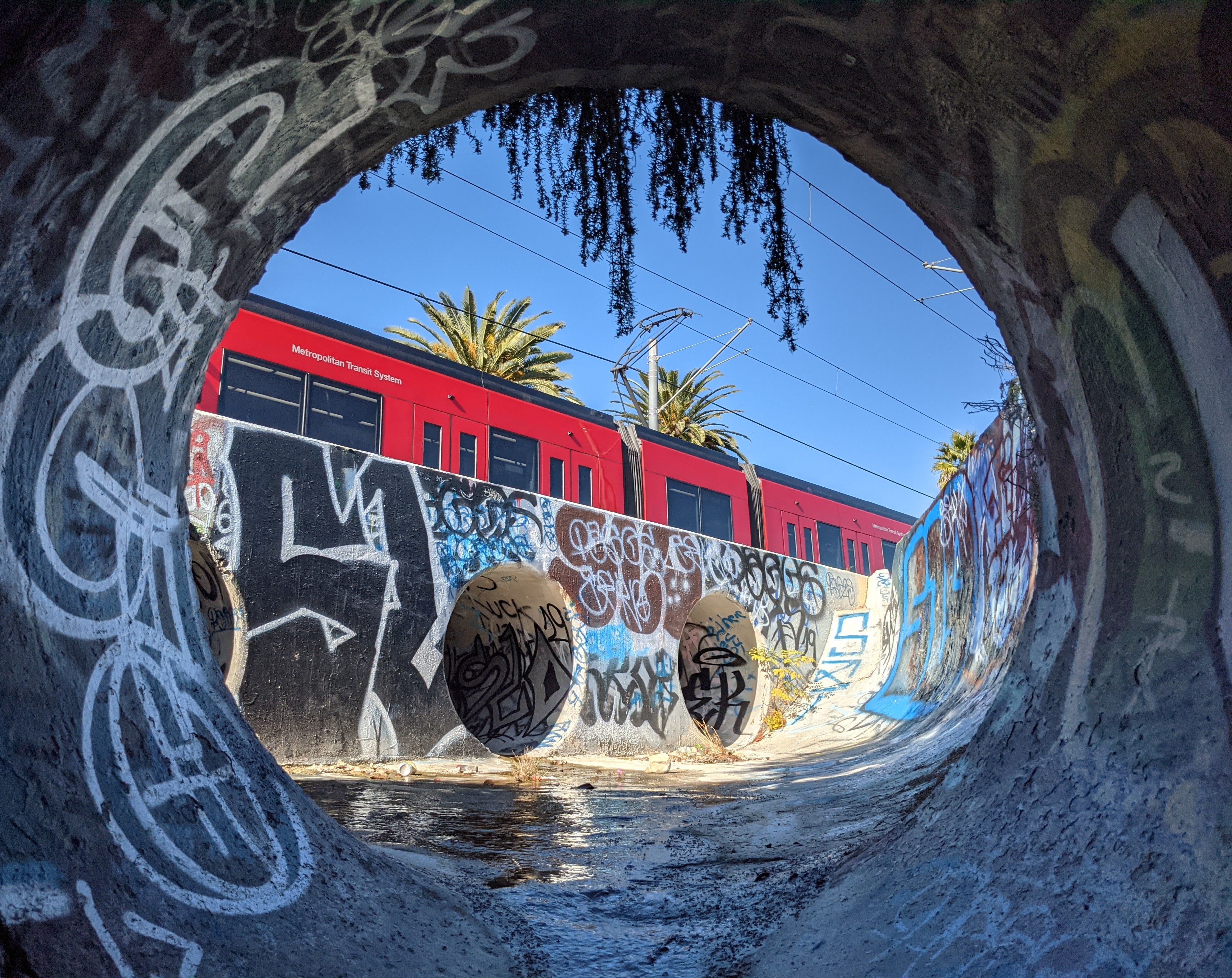 graffiti tunnel